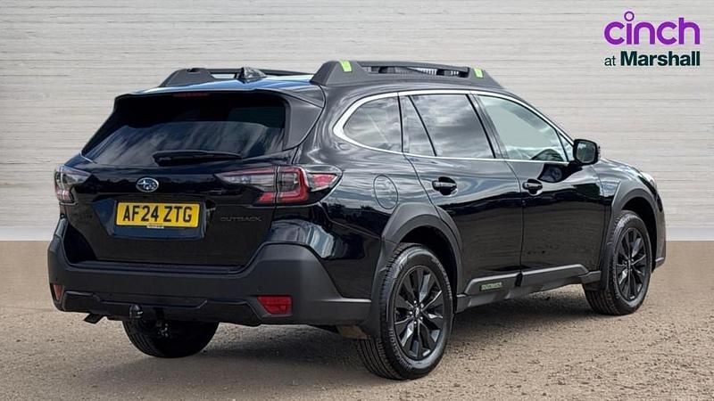 Używany Subaru Outback 169 KM (124 kW) 2024 Czarny Kombi