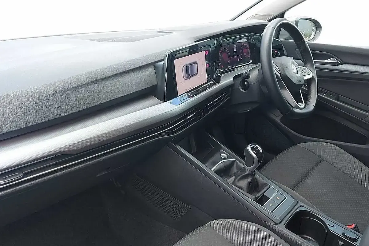 Used VW Golf VIII Active 110 HP (80 kW) 2022 Grey Hatchback