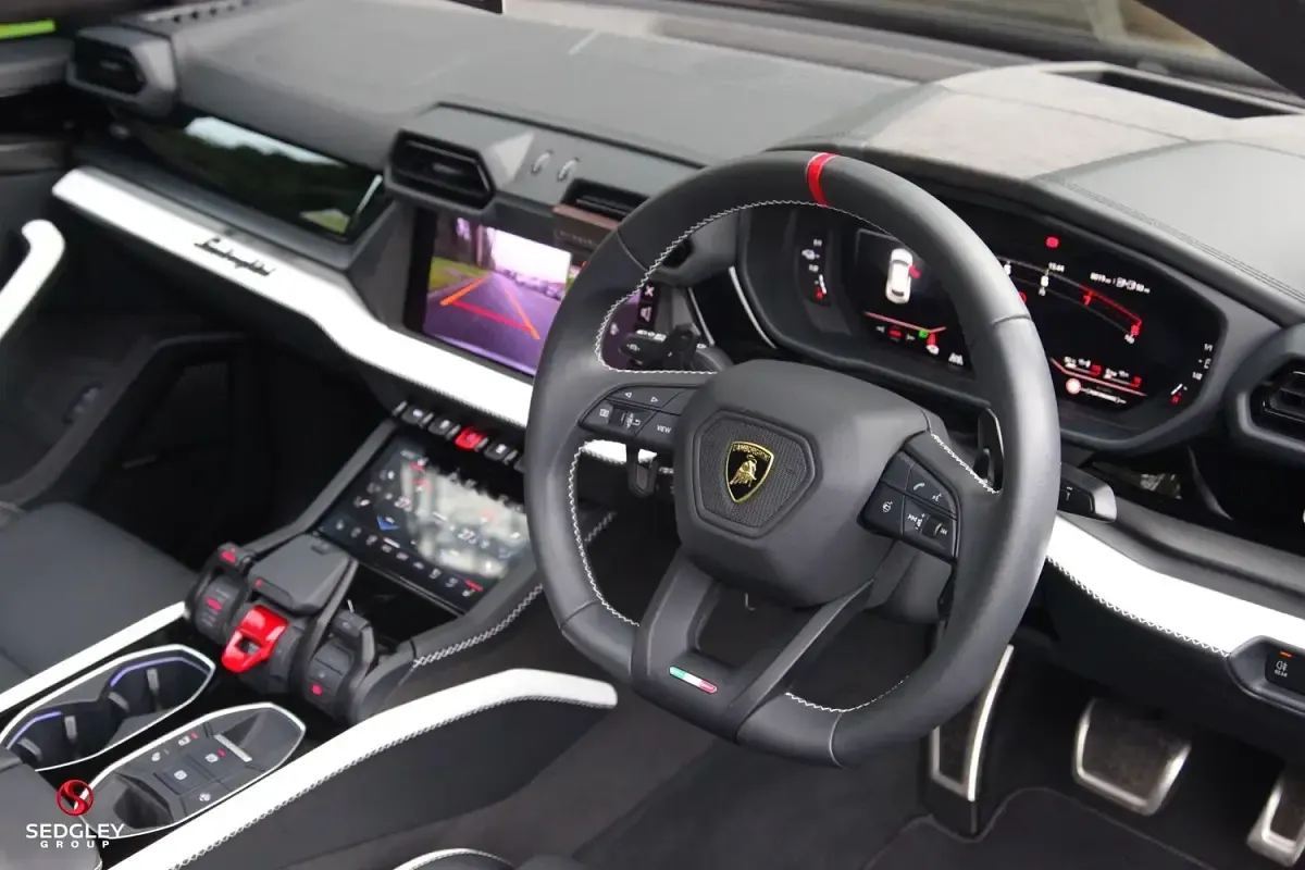 Used Lamborghini Urus 800 HP (588 kW) 2025 Black SUV