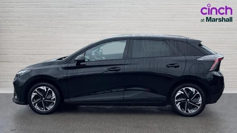 Used MG MG4 EV Trophy 149 kW (203 HP) 2023 Black Hatchback