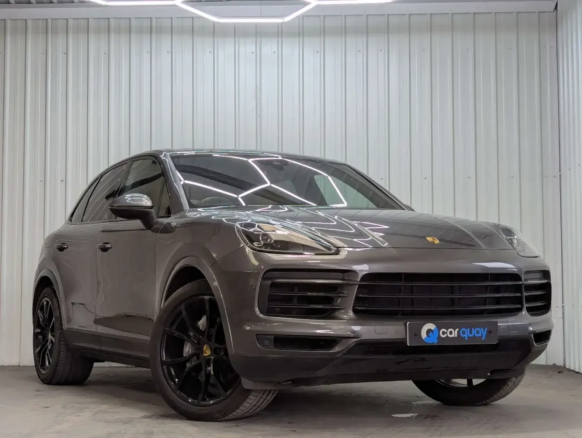 Usado Porsche Cayenne 340 HP (250 kW) 2019 Cinzento SUV