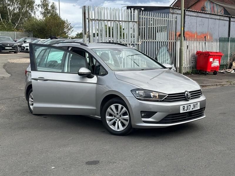 Silver Used 2017 VW Golf Sportsvan SE MPV | £7,299 (Super price) - Image 1/4