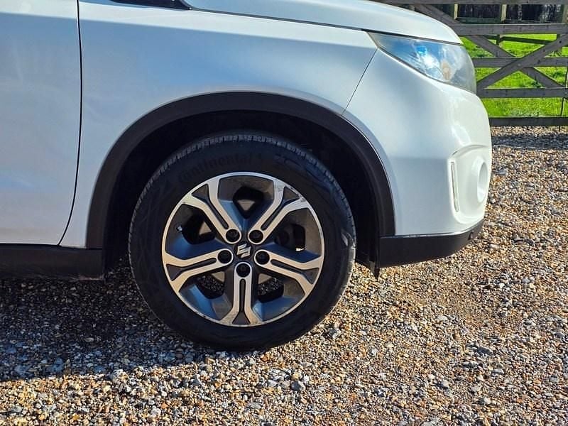 Used Suzuki Grand Vitara SZ5 2015 White SUV