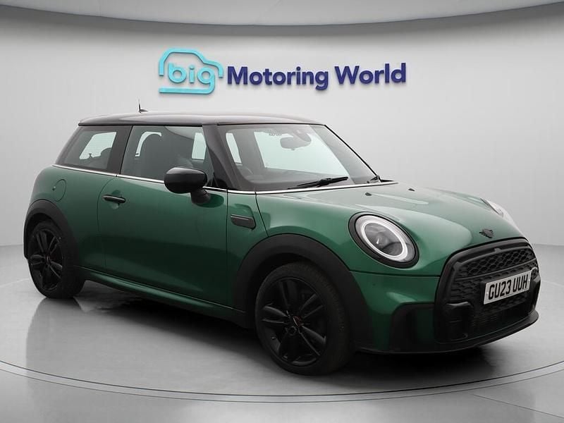 Green Used 2023 Mini Cooper Hatch Hatchback | £20,500 (Fair price) - Image 1/4