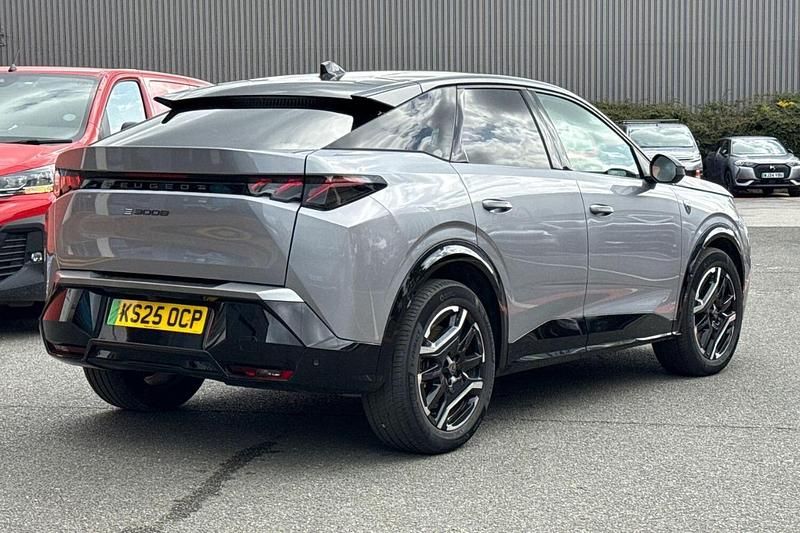 Used Peugeot e-3008 GTi 156 kW (213 HP) 2025 Grey SUV