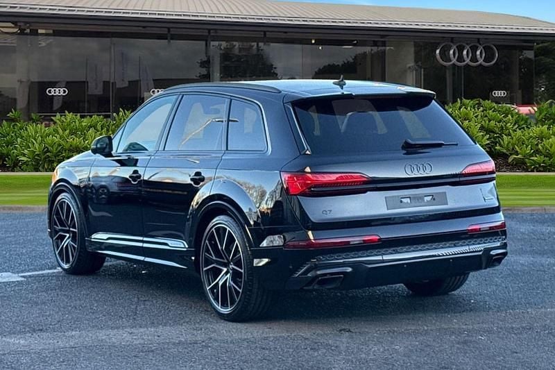 New Audi Q7 Black Edition 2026 Black SUV