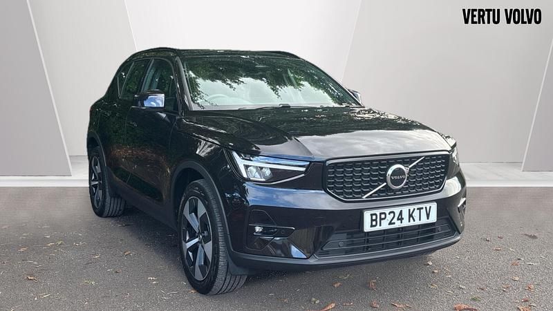 Used 2024 Volvo XC40 Plus SUV | £33,121 (A bit pricey) - Image 1/3