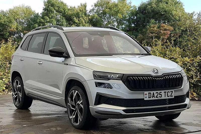 Used Skoda Karoq SportLine 110 HP (80 kW) 2025 Brilliant silver metallic SUV