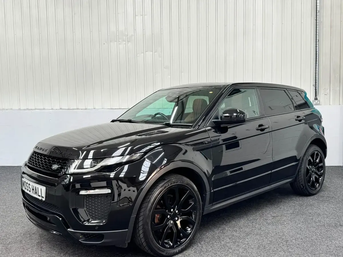 Used Land Rover Range Rover evoque HSE Dynamic 2017 Black Estate