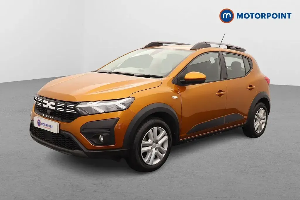 Used Dacia Sandero Expression 2023 Orange Hatchback
