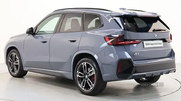 Gebraucht BMW X1 M Sport 170 PS (125 kW) 2025 Grau SUV