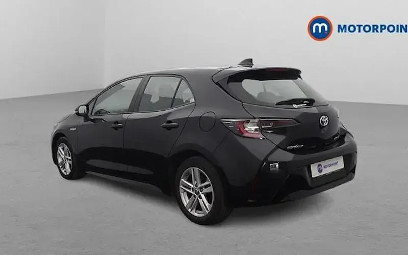 Used Toyota Corolla 122 HP (89 kW) 2022 Hatchback