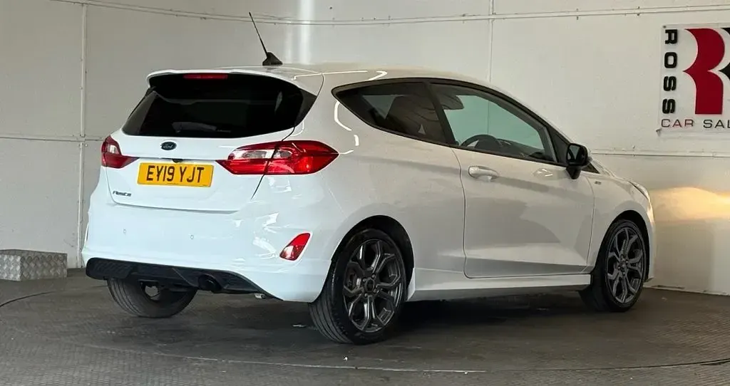 Used Ford Fiesta ST-Line 100 HP (73 kW) 2019 White Hatchback