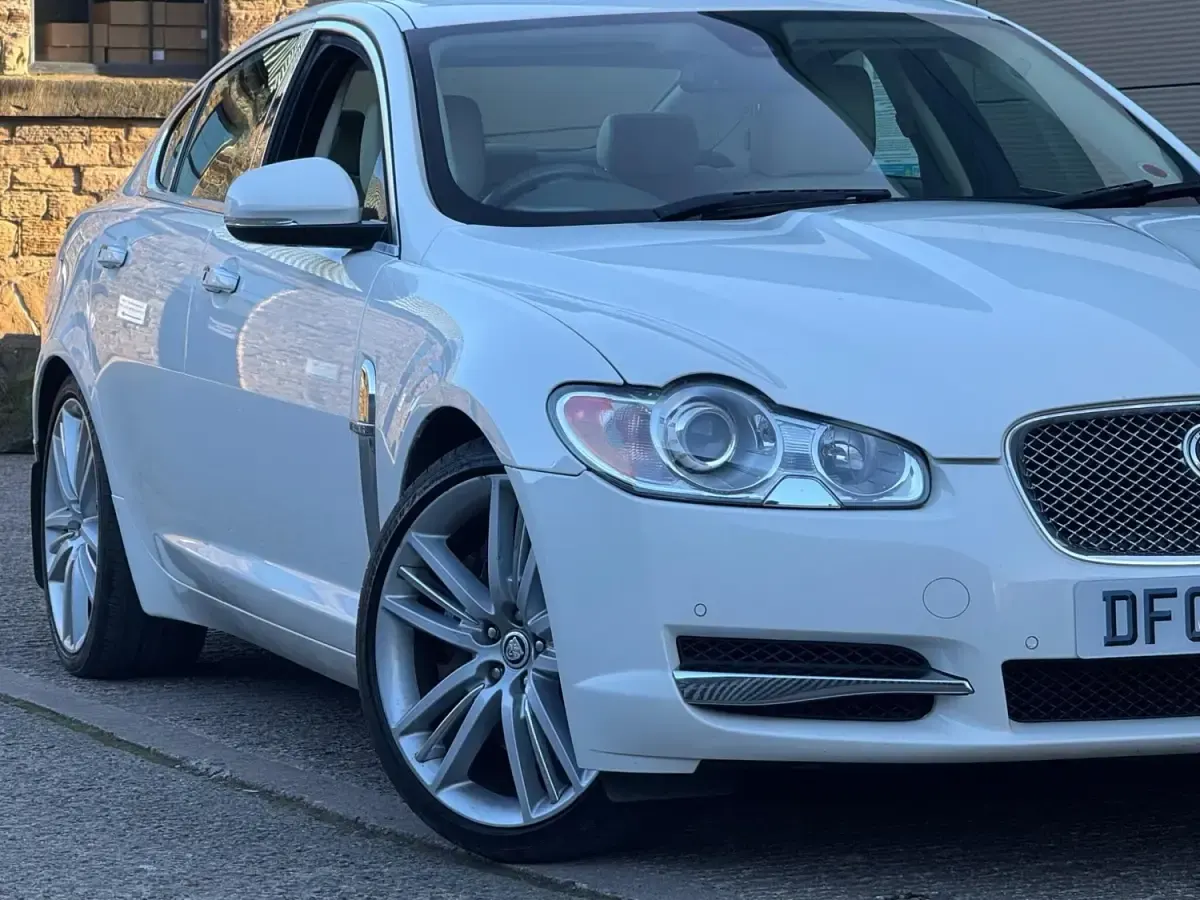 Second-hand Jaguar XF Portfolio 2009 Alb Berlinǎ
