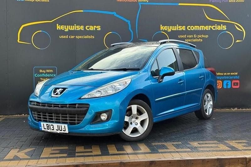 Used Peugeot 207 Allure 92 HP (67 kW) 2013 Blue Estate