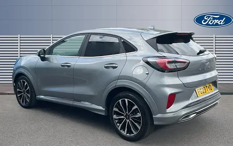 Używany Ford Puma ST-Line 155 KM (114 kW) 2023 Srebrny SUV