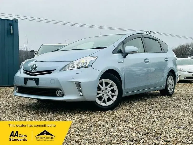 Used Toyota Prius Plus 136 HP (100 kW) 2013 Blue Hatchback