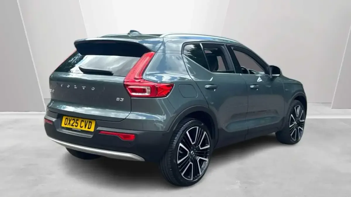 Used Volvo XC40 Ultra 161 HP (118 kW) 2026 SUV