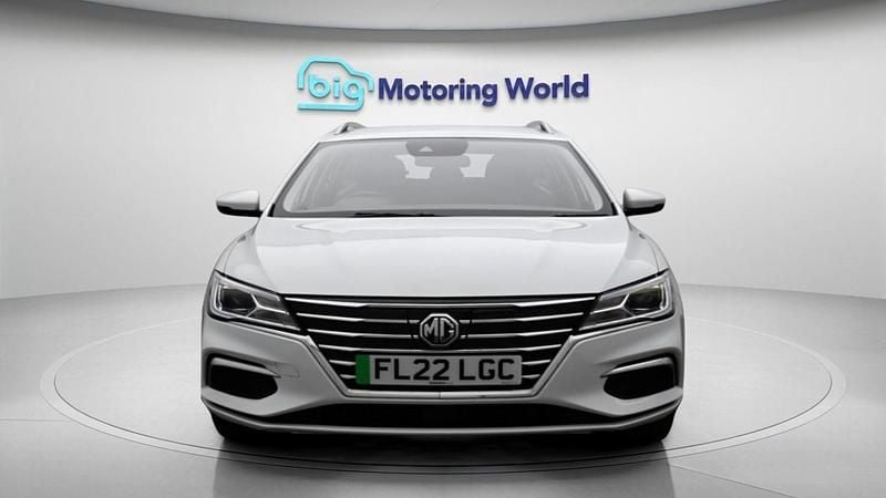 Used MG MG5 EV Exclusive 114 kW (156 HP) 2022 White Estate