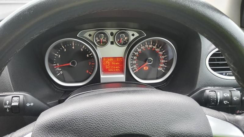 Used Ford Focus Zetec 100 HP (73 kW) 2008 Blue Hatchback