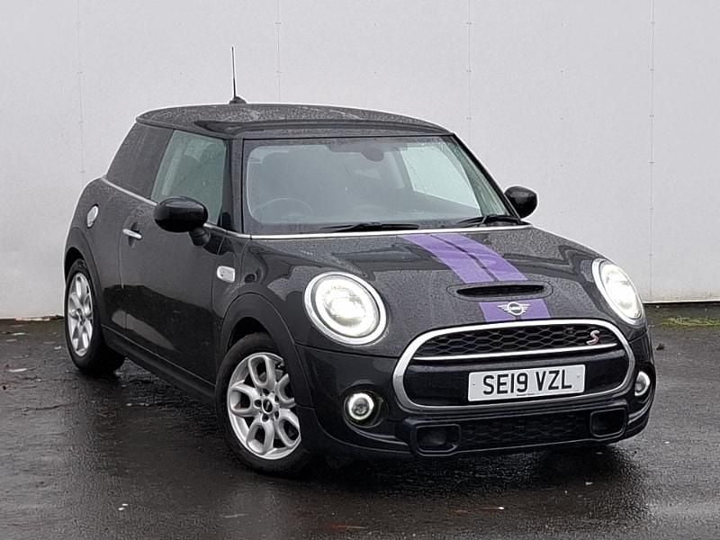 Used Mini Cooper S Classic 192 HP (141 kW) 2019 Black Hatchback