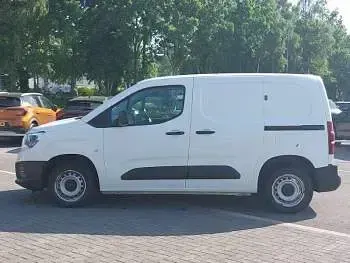 Used Vauxhall Combo Edition 75 HP (55 kW) 2021 White MPV