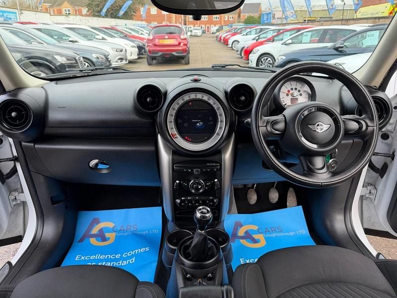 Used Mini Cooper Coupé 112 HP (82 kW) 2014 White Coupe