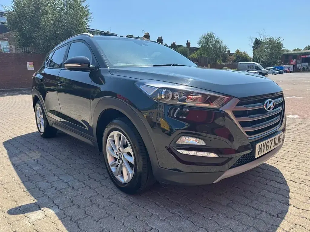 Used Hyundai Tucson SE 177 HP (130 kW) 2017 Black SUV