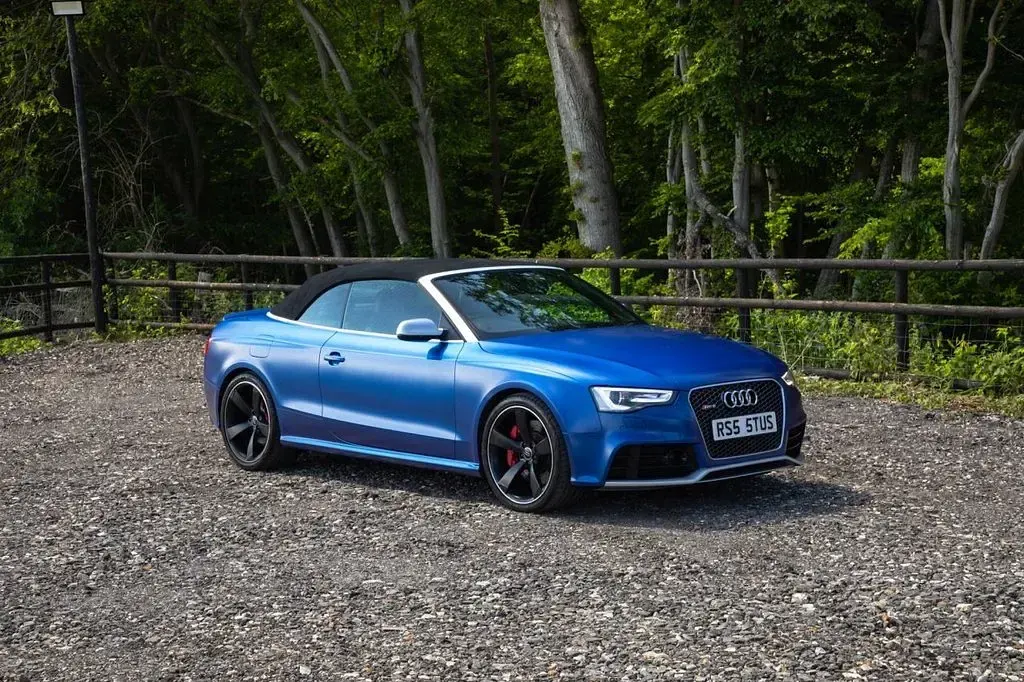 Used Audi RS5 Advanced 450 HP (330 kW) 2015 Blue Cabriolet