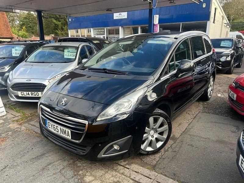 Black Used 2015 Peugeot 5008 Allure MPV | £5,338 (Fair price) - Image 1/4