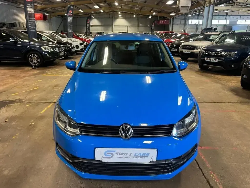 Used VW Polo Match 60 HP (44 kW) 2017 Blue Hatchback