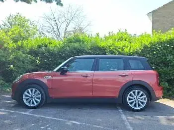 Used Mini Cooper S Clubman Classic 192 HP (141 kW) 2021 Red Estate