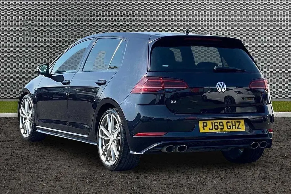 Used VW Golf VII 300 HP (220 kW) 2019