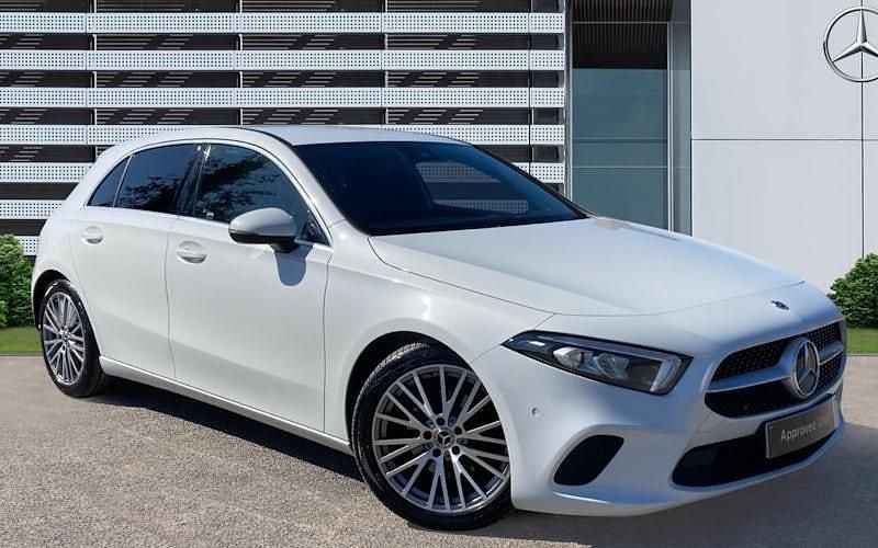 Begagnad Mercedes A180 Executive 116 HK (85 kW) 2022 Halvkombi