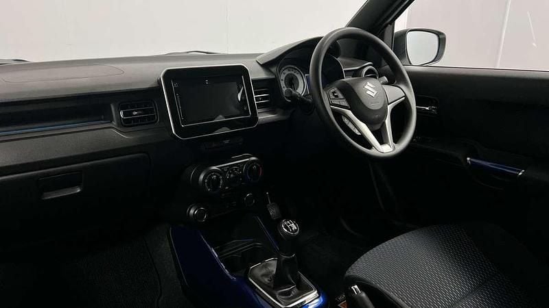 Image 2/4