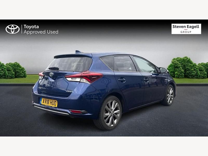 Used Toyota Auris Hybrid 2018 Blue Hatchback