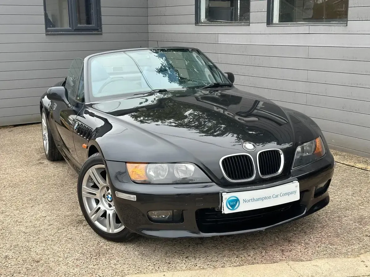 Used BMW Z3 192 HP (141 kW) 1999 Black Cabriolet