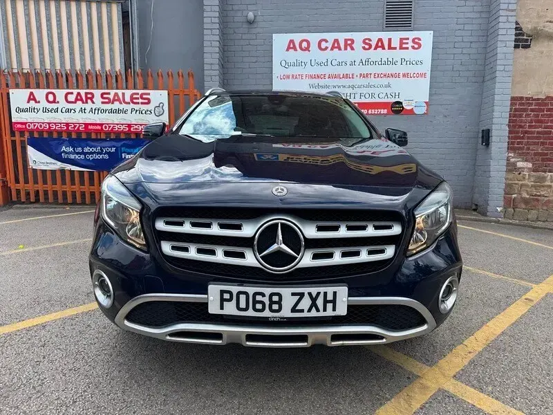 Used Mercedes GLA200 136 HP (100 kW) 2018 Blue SUV
