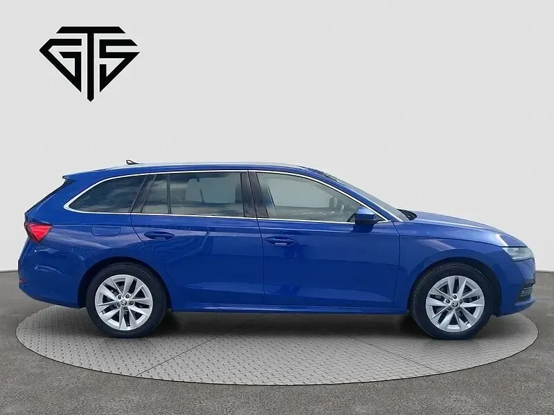 Used Skoda Octavia SE L 2022 Blue Estate
