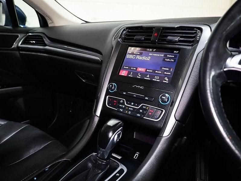 Used Ford Mondeo Titanium 187 HP (137 kW) 2019 Blue Estate