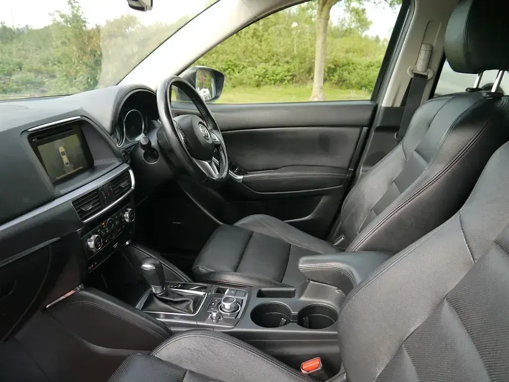 Second-hand Mazda CX-5 Inclusive 173 CP (127 kW) 2016 Gri SUV