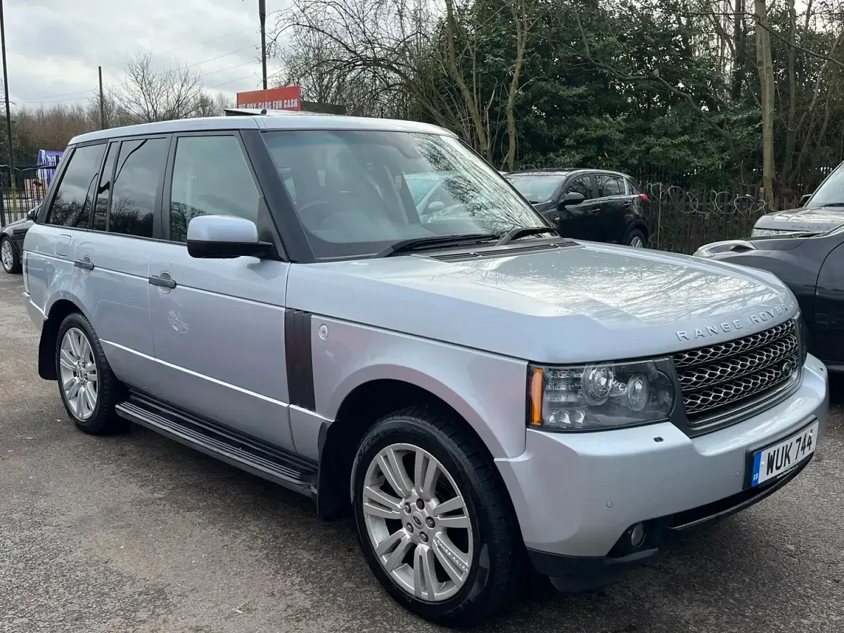 Used Land Rover Range Rover Vogue 2010 Silver SUV