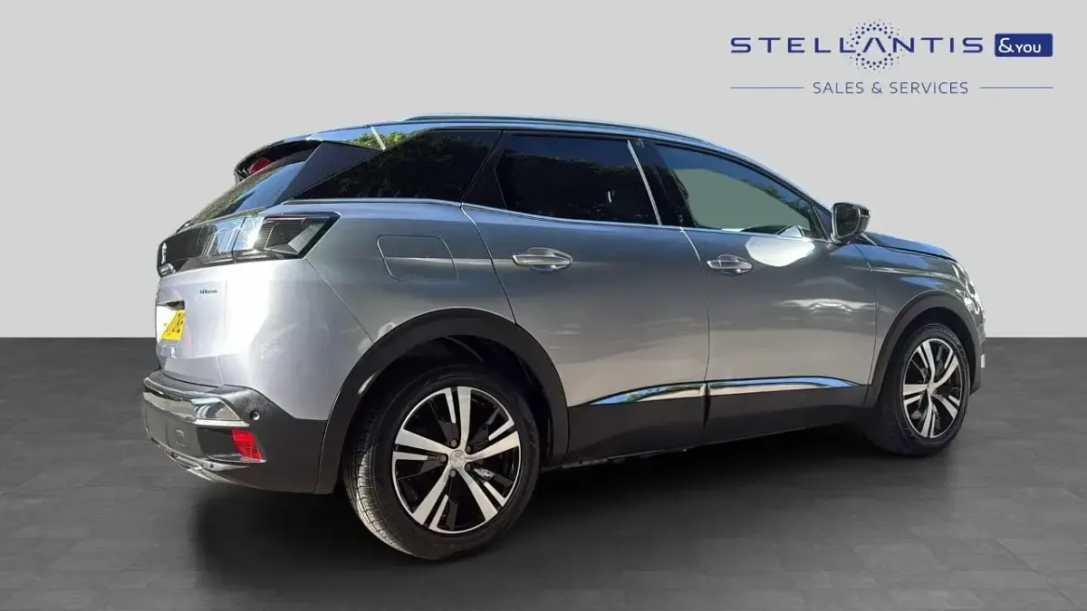Used Peugeot 3008 GT 222 HP (163 kW) 2021 Grey SUV