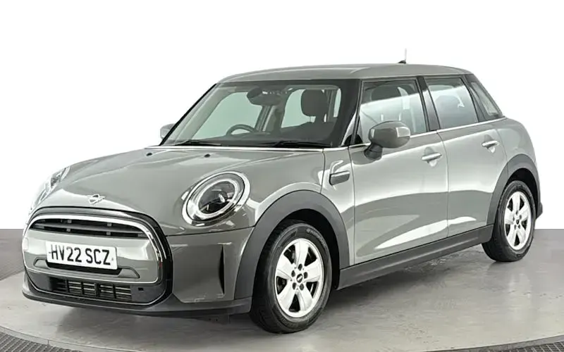 Usado Mini Cooper Classic 136 HP (100 kW) 2022 Citadino