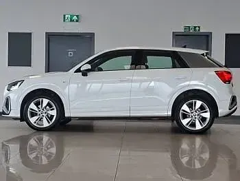 Used Audi Q2 S-Line 150 HP (110 kW) 2023 White SUV