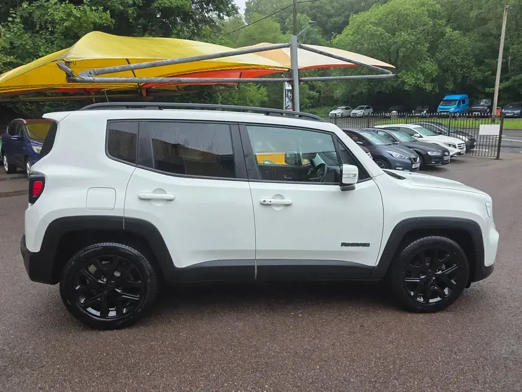 Used Jeep Renegade Night Eagle 120 HP (88 kW) 2020 White SUV