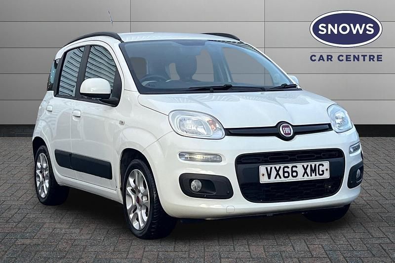 White Used 2016 Fiat Panda Lounge Hatchback | £4,933 (Good price) - Image 1/4
