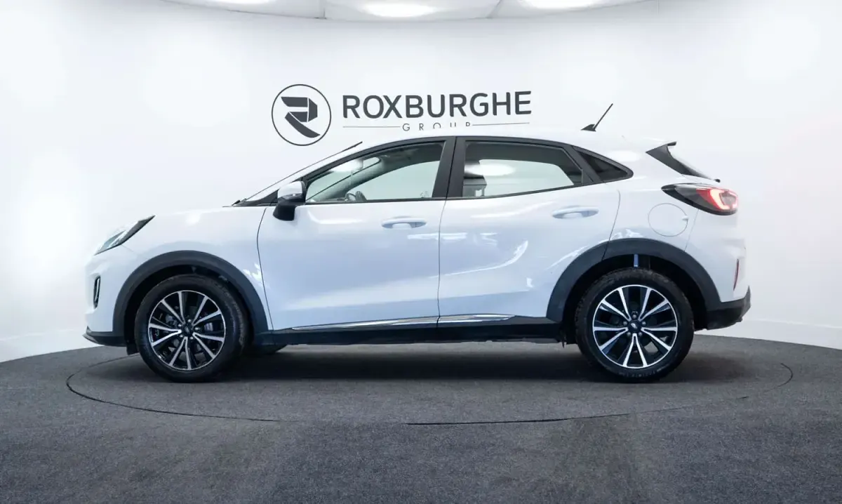 Begagnad Ford Puma Titanium 2021 Vit SUV