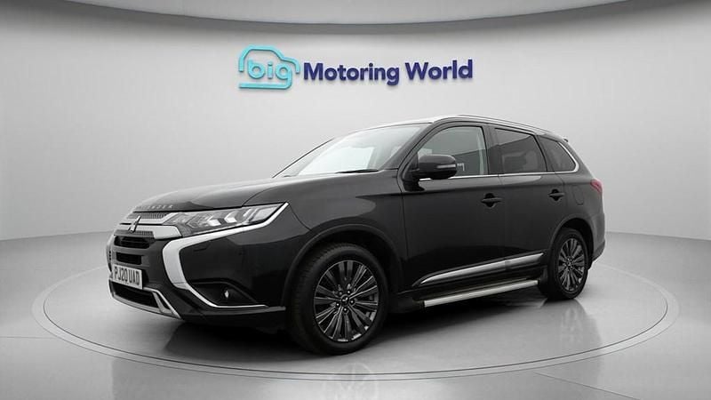 Used Mitsubishi Outlander 150 HP (110 kW) 2020 Black SUV