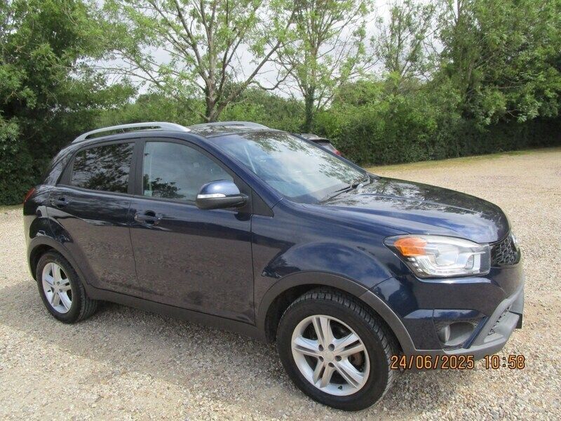 Blue Used 2016 Ssangyong Korando Estate | £2,995 (Fair price) - Image 1/4